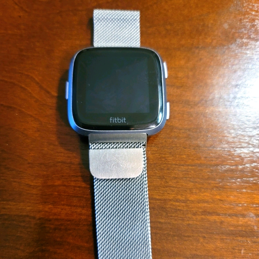 Fitbit Versa 2 - Picture 2 of 2